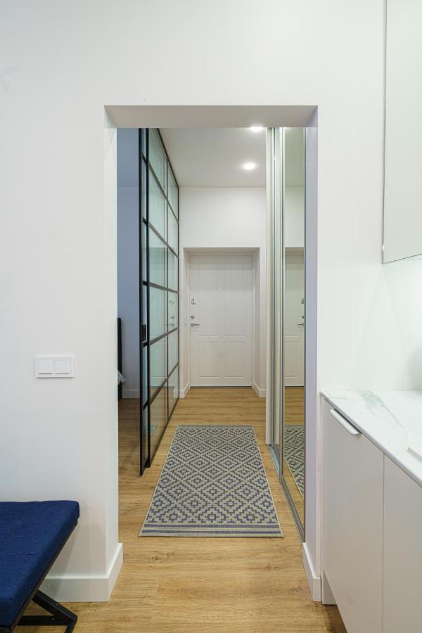 Moder Chic Apartment In Center-Prime Rentals カウナス エクステリア 写真