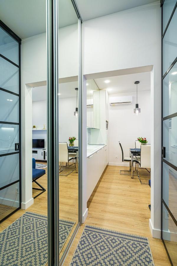 Moder Chic Apartment In Center-Prime Rentals カウナス エクステリア 写真